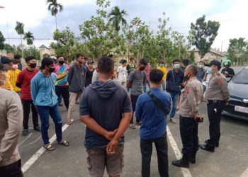 Polres Muaro Jambi Bubarkan Aksi Balap Liar Di Perkantoran Bupati