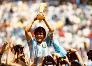 Gol Tangan Tuhan Diego Maradona Telah Meninggal Dunia
