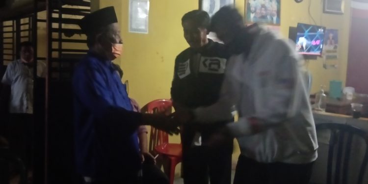 Ratusan Warga Hadir Di Kediaman Abdullah Sani Pasca Pengumuman KPU Provinsi Jambi