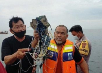 Diduga Bagian Tubuh Manusia Di Temukan Di Sekitar Lokasi Jatuhnya Pesawat Sriwijaya Air SJ 282