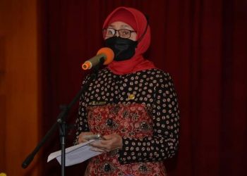 Hari Pertama Bekerja Pj.Gubernur Pimpin Rapat Staf Lengkap Hari Nur Cahya : Kita Fokus Pada Penanganan Covid -19 dan Jaga Kondusifitas Politik