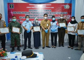 Pj Sekda Muaro Jambi Hadiri Deklarasi Janji Kinerja dan Pencanangan Pembangunan Zona Integritas di Lapas Perempuan kelas II B