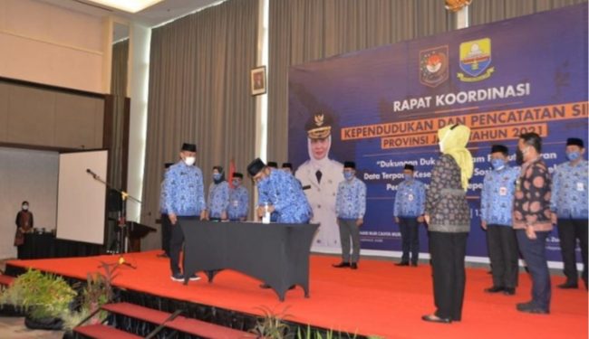 Pj. Gubernur Jambi Buka Rakor Dukcapil 2021