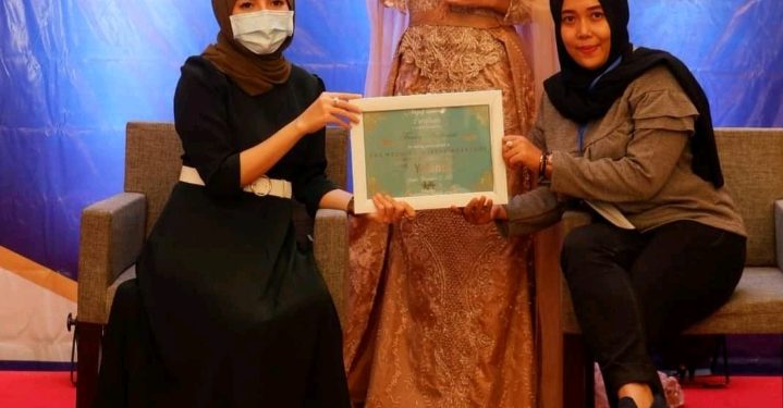 Feni Adriani Makeup Berbohong Sudah Setahun Tidak Menyerahkan Hasil Foto Pernikahan