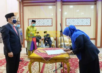 Bupati Muaro Jambi Lantik Penjabat Sekretaris Daerah
