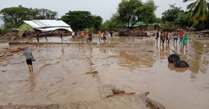 11 Orang Tewas Akibat Banjir Lahar Dingin di Lembata NTT