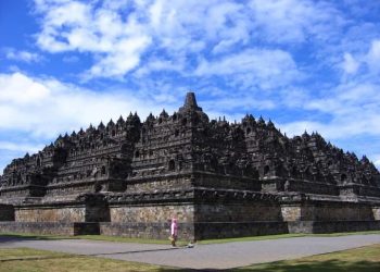 Candi Borobudur dan Sejarahnya