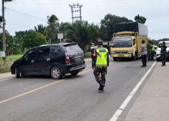 Akibat Penyekatan Ratusan Kendaraan Putar Balik di Perbatasan Jambi-Palembang