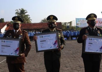 Dandim 0611/Garut, Kapolres Dan Kajari Terima Penghargaan Pada HARKITNAS Ke- 113