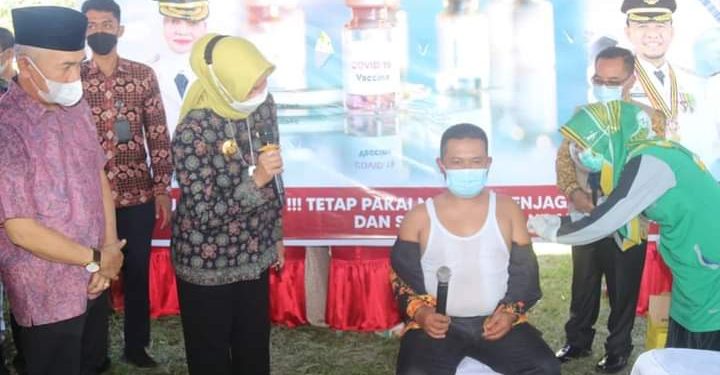 Pj Gubernur Jambi Tinjau Vaksinasi Serentak di Kabupaten Kerinci