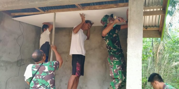 TMMD, MCK Madrasah Almujahidin Sudah Tahap Pemasangan Plapon