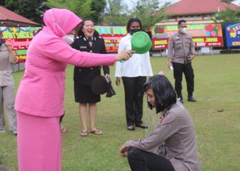 28 orang Anggota Polres Muarojambi Mendapat Kenaikan Pangkat di Hari Bhayangkara