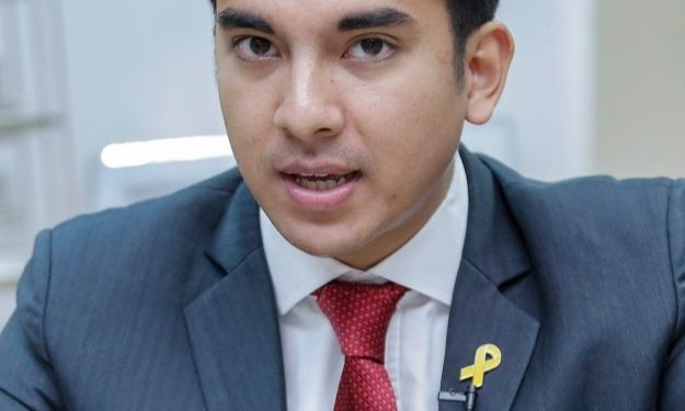 Sempat jadi Idola, Kini Mantan Menteri Termuda di Malaysia ini Terseret ke Pengadilan