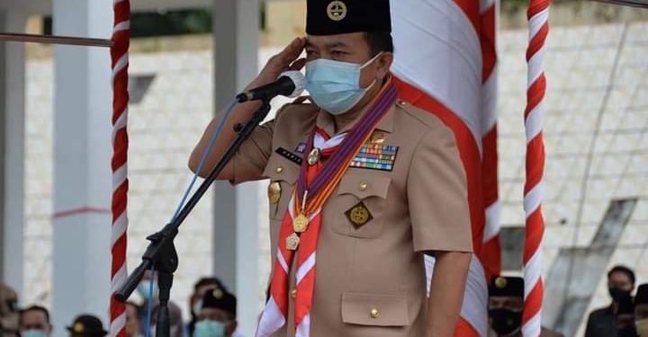 Gubernur Al Haris Pimpin Upacara Puncak Hari Pramuka Ke-60