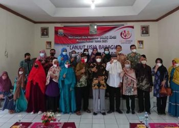 Peringati Hari Lanjut Usia Nasional, Wagub Jambi Kunjungi PANTI SOSIAL TRESNA WERDHA (PSTW) BUDI LUHUR JAMBI