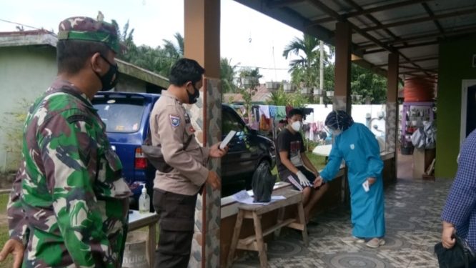 Danramil Telanai Himbau Masyarakat yang Terkonfirmasi Covid-19 Agar Tidak Ragu Datangi Isolasi Terpusat (isoter)