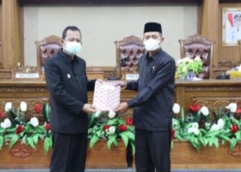 Ahmad Haikal Pimpin Paripurna Pandangan Fraksi