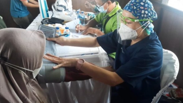 Bank Jambi Gelar Vaksin Gratis buat Warga Seberang Kota, El Halcon : Bentuk Kepedulian Cegah Covid-19