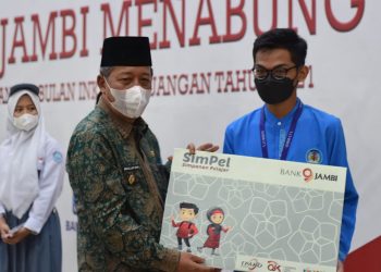Wagub : Menabung Bagian Pembangunan Aklak dan Karakter
