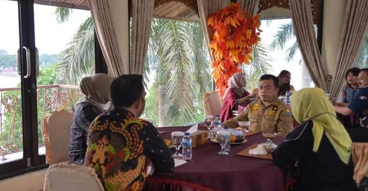 Gubernur Al Haris Terima Audensi Sekretaris Badan Pengembangan dan Informasi Desa Daerah Tertinggal dan Transmingrasi