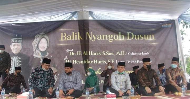 Gubernur Jambi Al Haris Balik Nyagoh Dusun/ Foto: Harun dan Hori