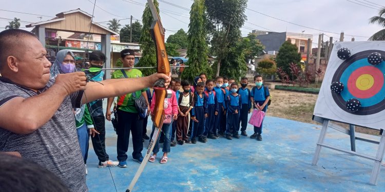 Serunya, Perkenalan Olahraga Panahan di SDN 61 Kasangpudak