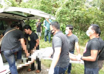 Pijoan Gempar, Mayat Laki-laki Ditemukan Terbujur Kaku Dalam Truk