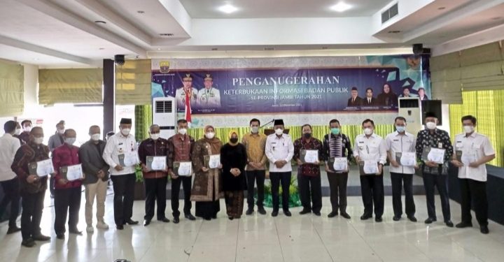 Wagub Sani : Badan Publik Harus Tingkatan Pengelolaan Informasi Publik