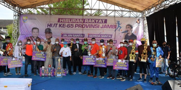 Pemerintah Dan Masyarakat Meriahkan HUT Provinsi Jambi