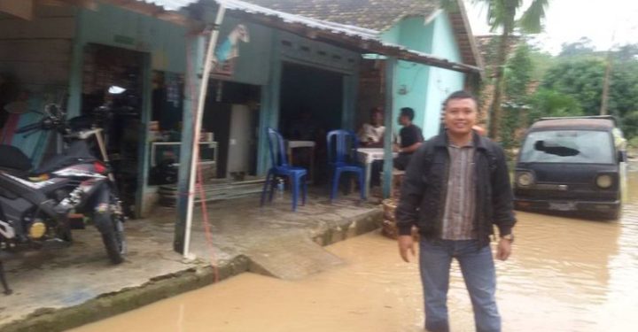 Cerita Mantri BRI Petaling Mengenalkan Perbankan Hingga Pelosok Desa