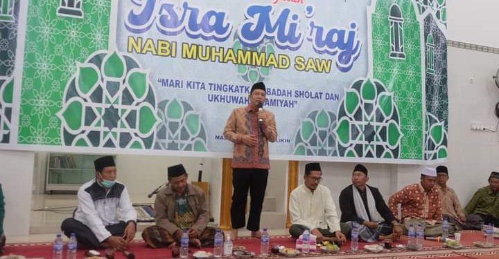 Wabup BBS Hadiri Isra’ Mi’raj di Masjid Roudlatussalikin Sungai Bahar