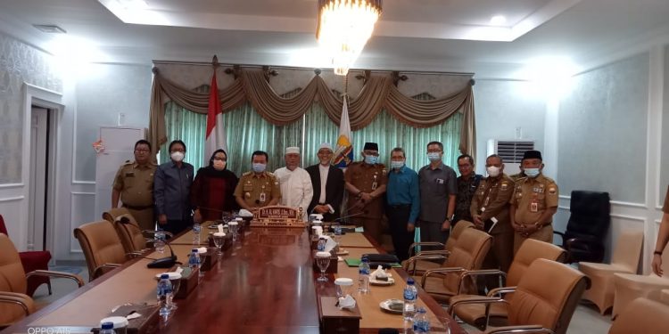 Al Haris Siap Fasilitasi Selesaikan Masalah Internal UNBARI