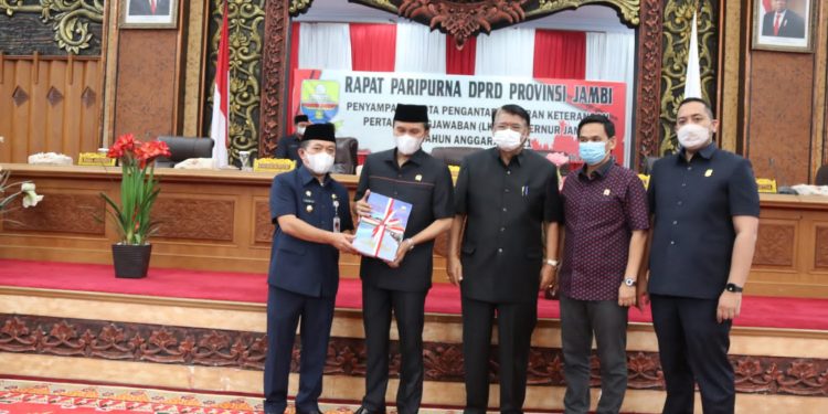 Al Haris Sampaikan Nota Pengantar LKPJ TA 2021