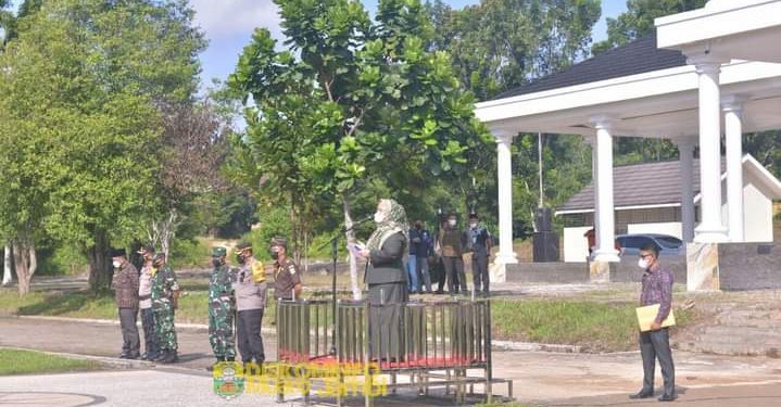 Bupati Muarojambi Pimpin Upacara Pencanangan Gerakan Vaksinasi Serbu Desa