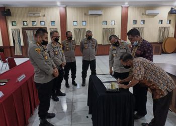 Kapolres Muarojambi Ikuti Penandatanganan Fakta Integritas Penerimaan Anggota Polri 2022