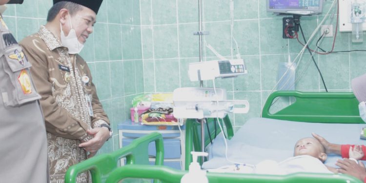Gubernur Al Haris Temui Ananda Korban KDRT di Tebo