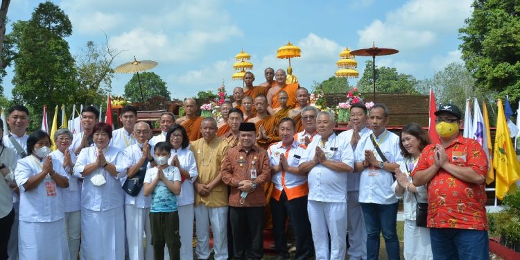 Al Haris : Candi Muarojambi Ikon Dunia
