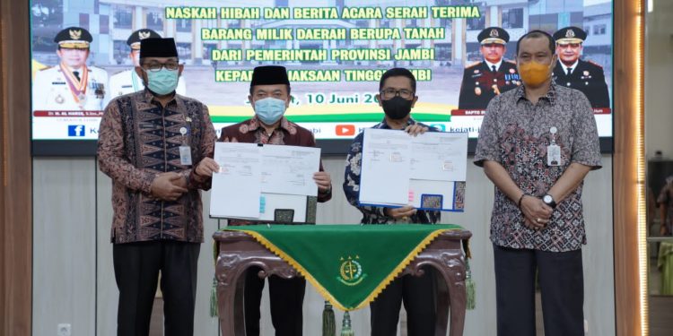 Al Haris : Hibah Tanah Wujud Dukungan Pemprov Kepada Kejaksaan