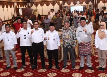 Gubernur Al Haris Buka Seminar Nasional Serikat Perusahaan Pers Cabang Jambi