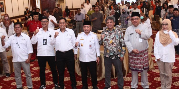 Gubernur Al Haris Buka Seminar Nasional Serikat Perusahaan Pers Cabang Jambi