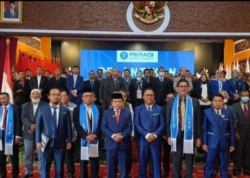 Gubernur Al Haris Dilantik Sebagai Dewan Kehormatan DPC Peradi Jambi