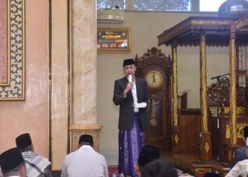 Pj Bupati Muarojambi Shalat Idul Adha 1443 H di Masjid Agung Al- Abror