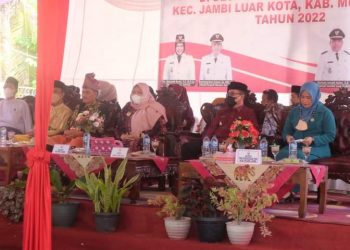 Bupati Muarojambi Hadiri Pengukuhan Pemangku Adat Simpang Sungai Duren 