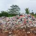 Tumpukan Sampah Menggunung Hingga Berulat di Kasangpudak