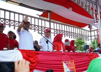 Ribuan Warga Jambi Antusias Saksikan Kemeriahan Pawai Pembangunan HUT RI ke 77 