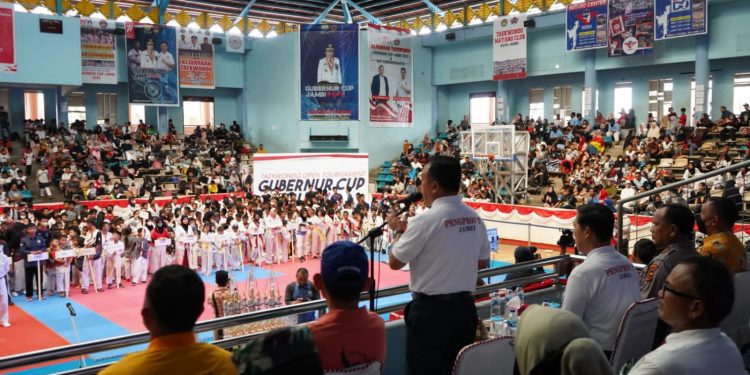 Al Haris Membuka Kejuaraan Taekwondo Gubernur Cup 2022
