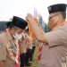Buwas Sematkan Lencana Melati ke Wagub Abdullah Sani