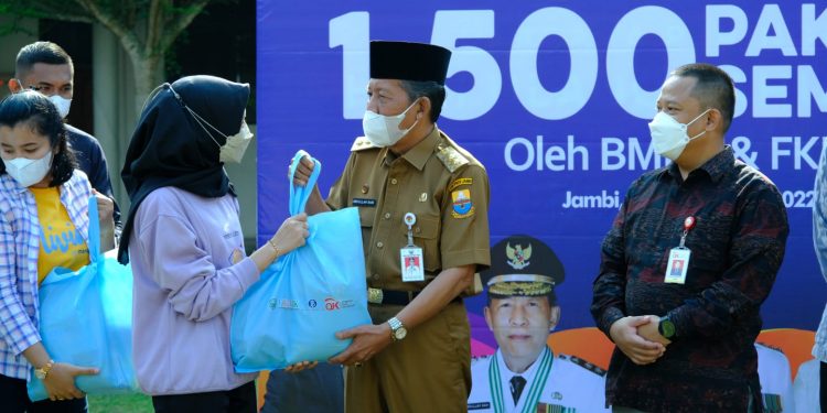 Wagub Abdullah Sani : Bantuan Bentuk Perhatian Pemerintah Kepada Masyarakat