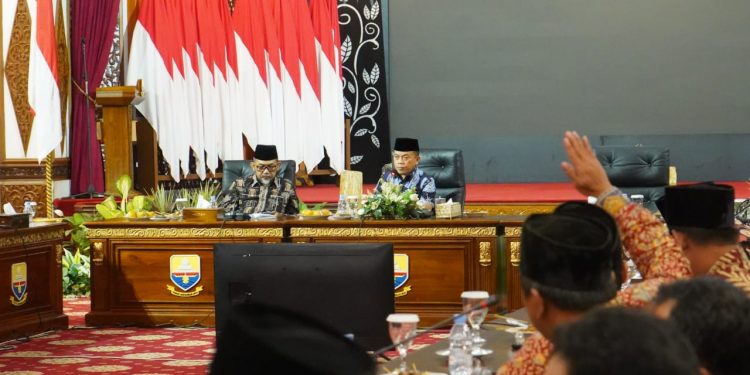 Al Haris: Pemprov Jambi Lakukan Pembatasan Angkutan Batubara Sebanyak 3500 Unit