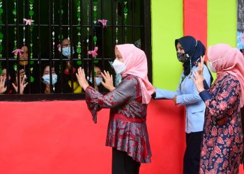 Ibu Negara Iriana Joko Widodo Silaturahmi dengan Warga Binaan Lapas Perempuan di Jambi